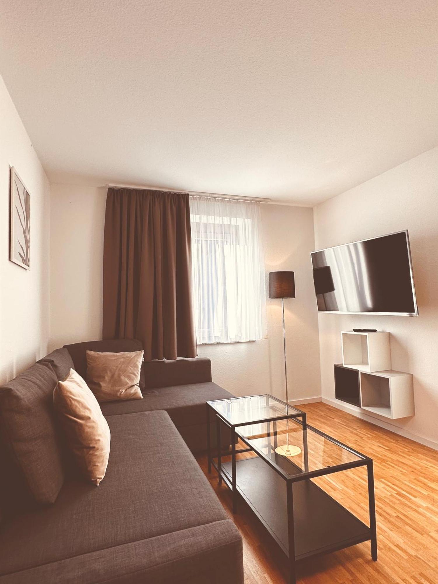 Stadthaus Neckarsulm Serviced Apartments - Stadthaus Schrade Екстер'єр фото
